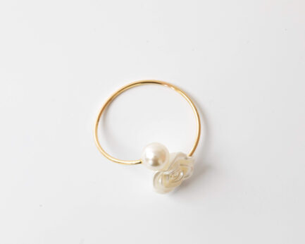 Pearl And Rose Napkin Ring Gold